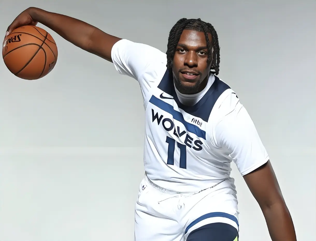 谁能摘下新, AA, 选名单之中 谁能摘下新, AA, 选名单之中